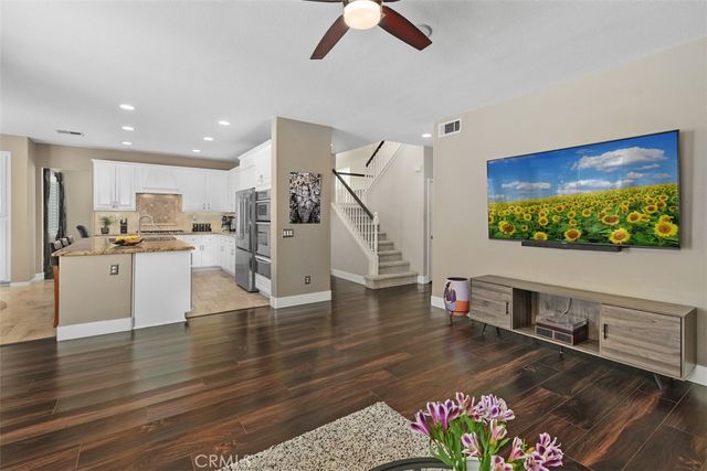 38220 Calle Cipres, Murrieta, CA 92562