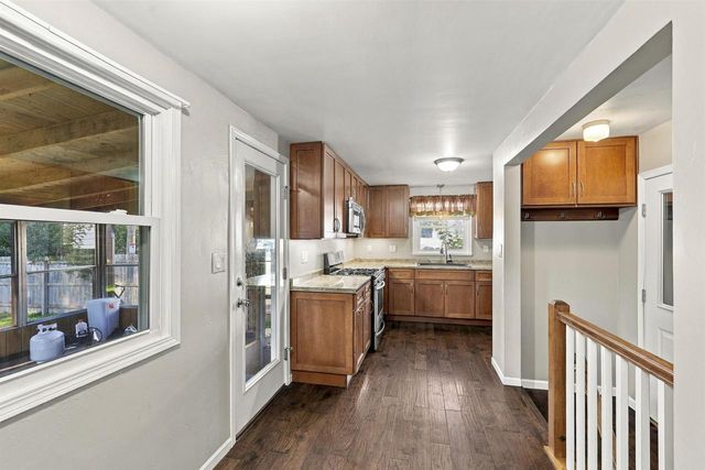 1193 BOND STREET, Green Bay, WI 54303