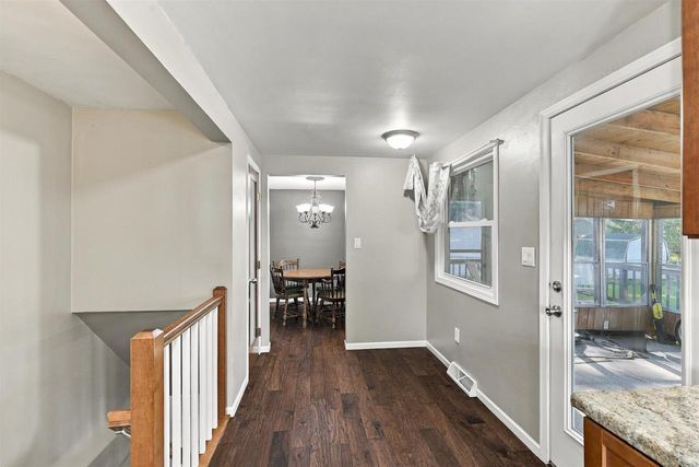 1193 BOND STREET, Green Bay, WI 54303