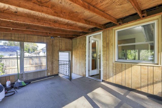 1193 BOND STREET, Green Bay, WI 54303