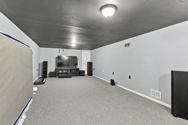 1193 BOND STREET, Green Bay, WI 54303