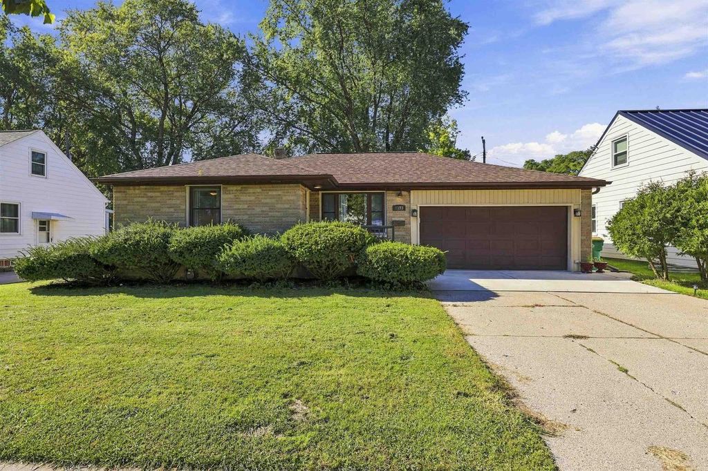 1193 BOND STREET, Green Bay, WI 54303