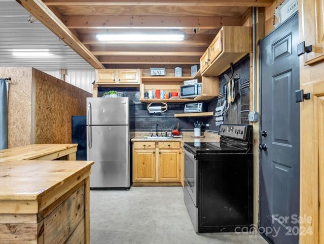 2068 Mountain Creek Road, Rutherfordton, NC 28139