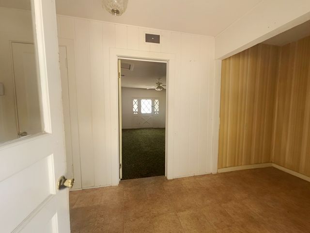 2125 Ridgeview Street, Fort Worth, TX 76119