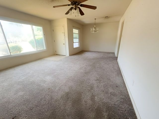 2125 Ridgeview Street, Fort Worth, TX 76119