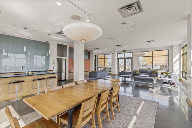 2929 Chicago Avenue 1220, Minneapolis, MN 55407