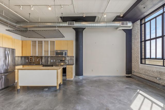 2929 Chicago Avenue 1220, Minneapolis, MN 55407