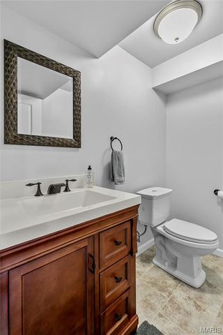 3920 Beechmont Circle, Swansea, IL 62226