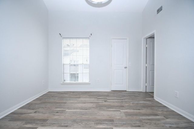 9809 Richmond Avenue E 16, Houston, TX 77042