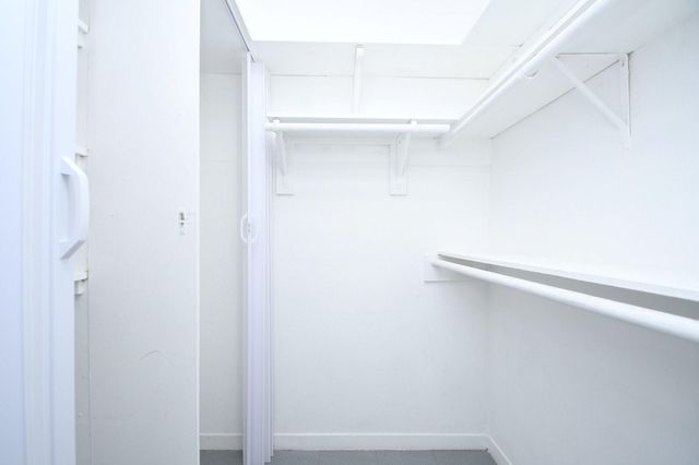 9809 Richmond Avenue E 16, Houston, TX 77042