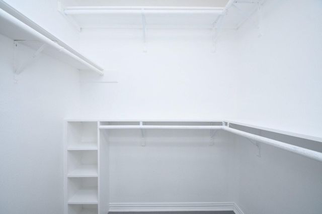 9809 Richmond Avenue E 16, Houston, TX 77042