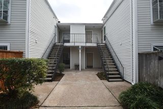 9809 Richmond Avenue E 16, Houston, TX 77042