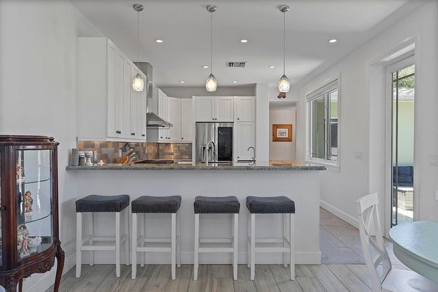 1106 N LAKESIDE Drive, Lake Worth Beach, FL 33460