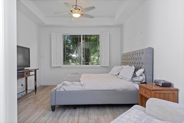1106 N LAKESIDE Drive, Lake Worth Beach, FL 33460