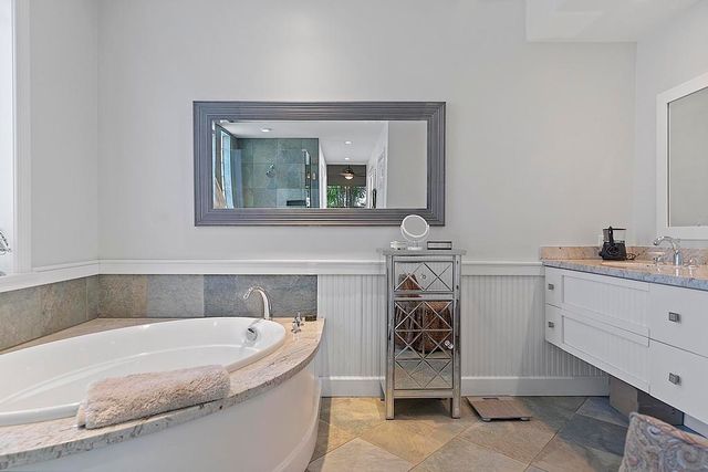 1106 N LAKESIDE Drive, Lake Worth Beach, FL 33460