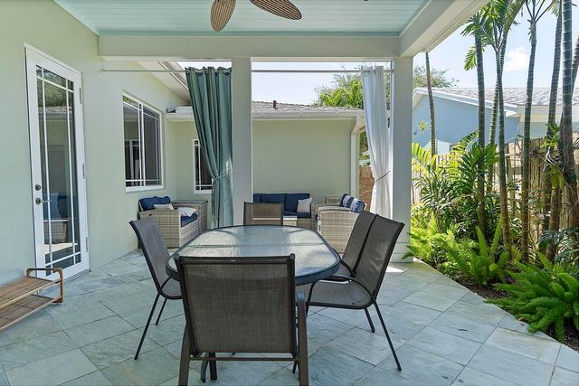 1106 N LAKESIDE Drive, Lake Worth Beach, FL 33460