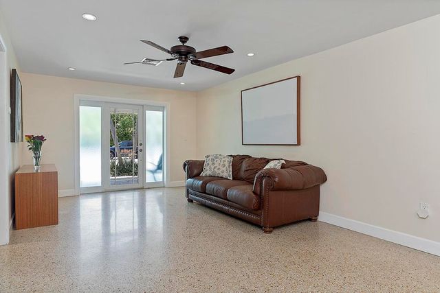 1106 N LAKESIDE Drive, Lake Worth Beach, FL 33460