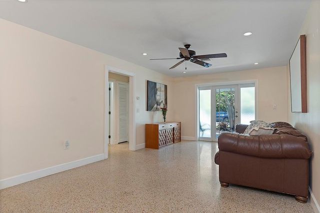 1106 N LAKESIDE Drive, Lake Worth Beach, FL 33460