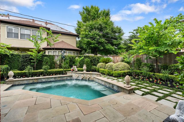 4814 Welford Drive, Bellaire, TX 77401