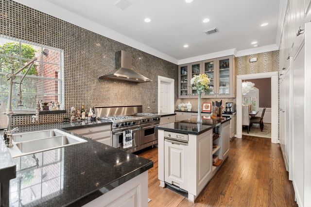 4814 Welford Drive, Bellaire, TX 77401
