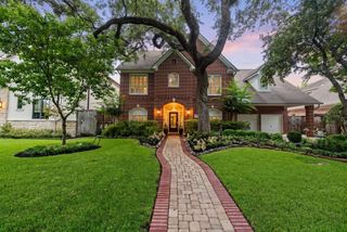 4814 Welford Drive, Bellaire, TX 77401