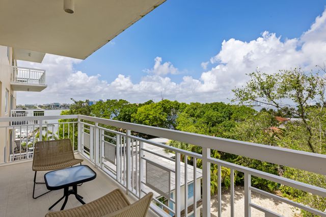 250 Bradley Place 606, Palm Beach, FL 33480