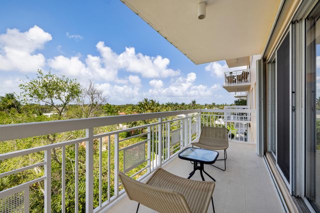 250 Bradley Place 606, Palm Beach, FL 33480