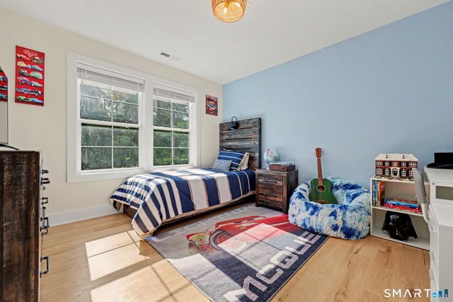 1 Elwell Road, New Fairfield, CT 06812