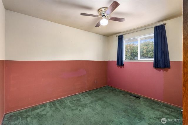7037 E B Street, Tacoma, WA 98404
