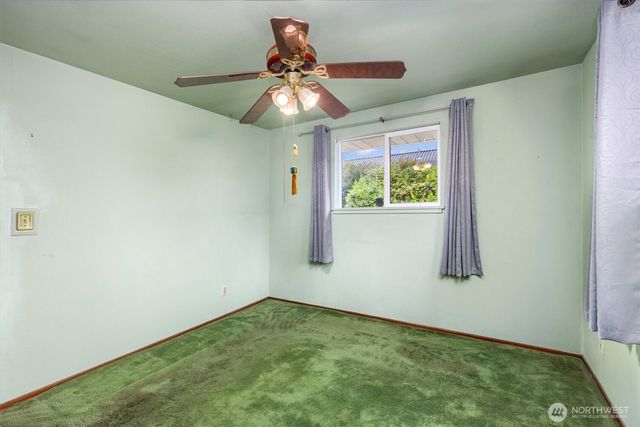 7037 E B Street, Tacoma, WA 98404