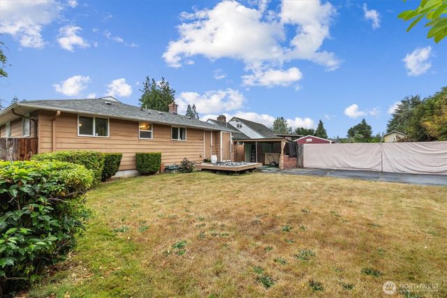 7037 E B Street, Tacoma, WA 98404