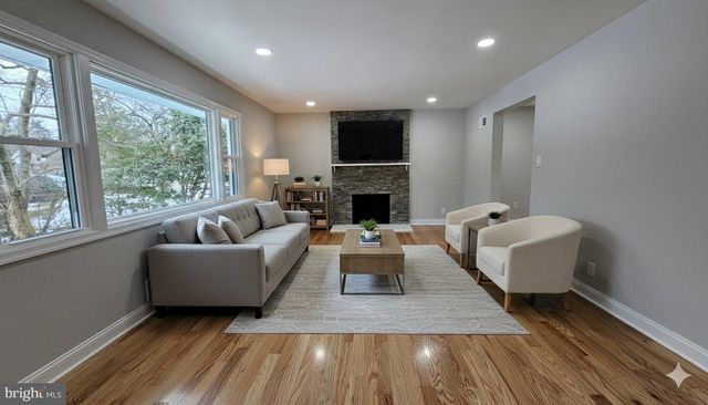 1305 WOODSIDE PKWY, Silver Spring, MD 20910