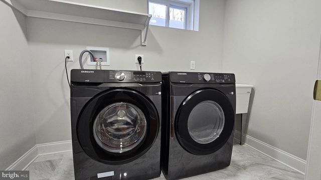 1305 WOODSIDE PKWY, Silver Spring, MD 20910