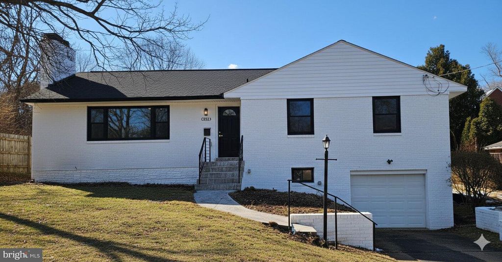 1305 WOODSIDE PKWY, Silver Spring, MD 20910