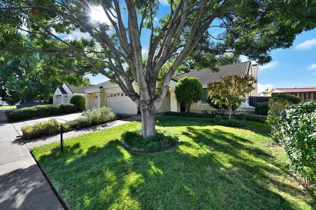 1512 Jamie Dr, Yuba City, CA 95993