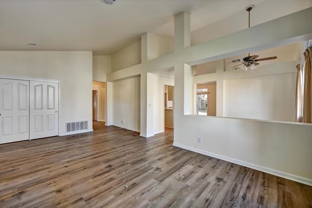 1512 Jamie Dr, Yuba City, CA 95993