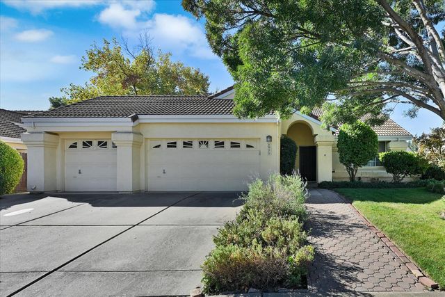 1512 Jamie Dr, Yuba City, CA 95993