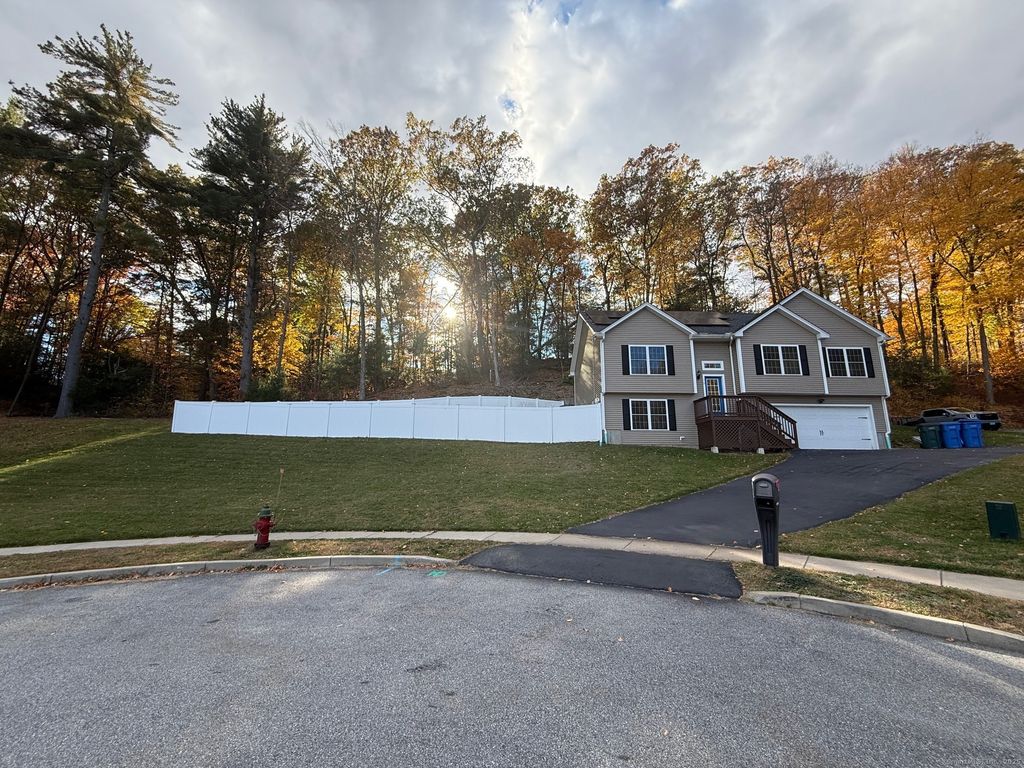 75 Sturbridge Court, Bristol, CT 06010