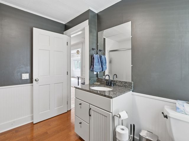 98 Walnut St, North Brookfield, MA 01535