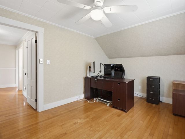 98 Walnut St, North Brookfield, MA 01535