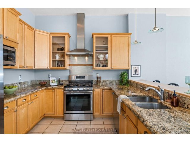 2902 Irving St, Denver, CO 80211