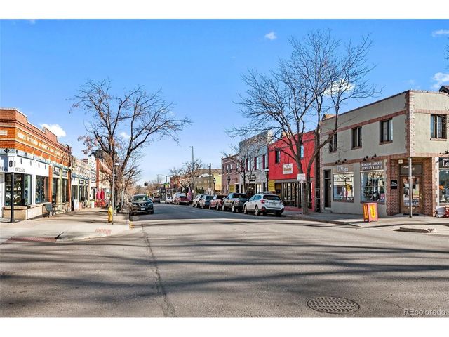 2902 Irving St, Denver, CO 80211