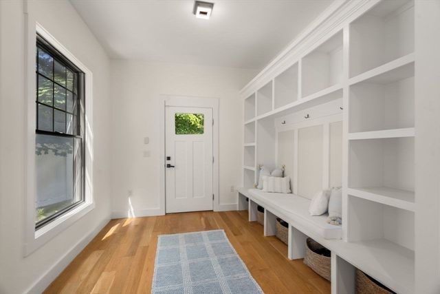 283 Walnut Street, Wellesley, MA 02481