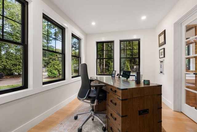 283 Walnut Street, Wellesley, MA 02481