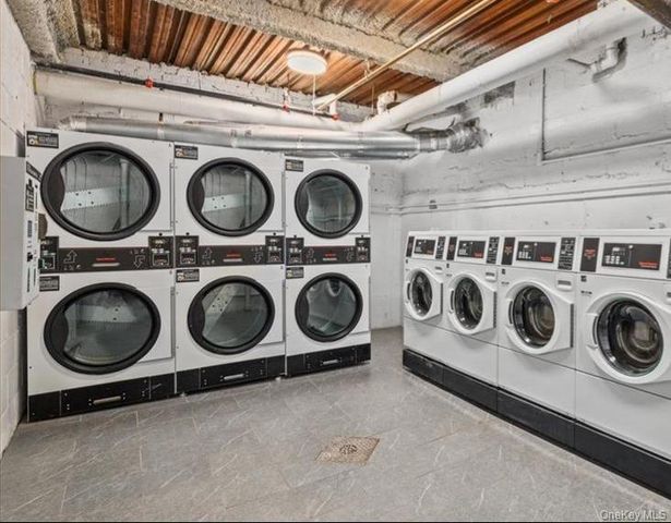 671 Bronx River Road 4G, Yonkers, NY 10704