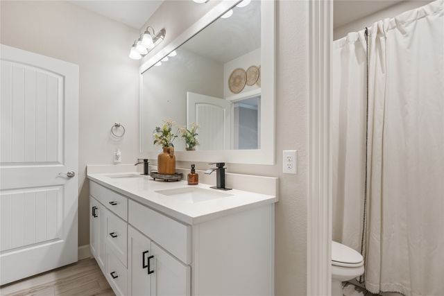 233 Braves Way, Lavon, TX 75166