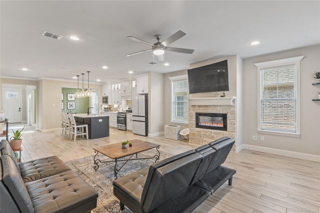 233 Braves Way, Lavon, TX 75166