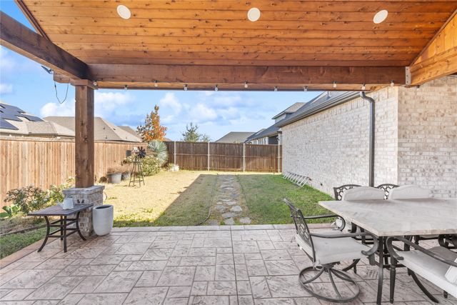 233 Braves Way, Lavon, TX 75166