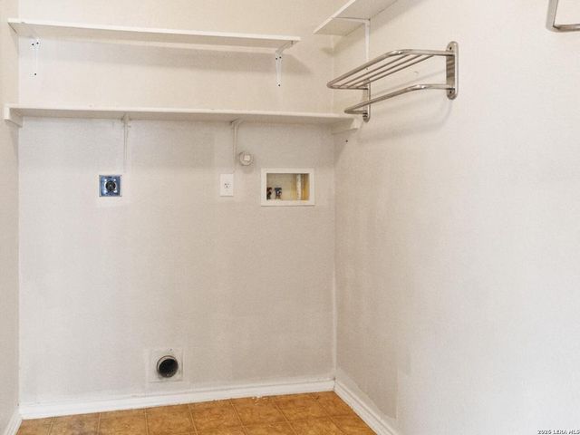 6930 Pecan Fall, Converse, TX 78109