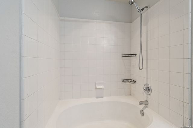 6930 Pecan Fall, Converse, TX 78109